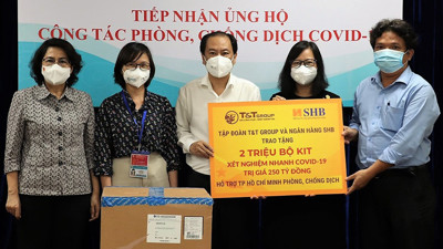 T&T Group và SHB tặng TP.HCM 2 triệu bộ kit test Covid-19