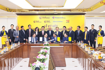 TỪ THƯƠNG VỤ M&A VIETRAVEL AIRLINES CHO ĐẾN QUYẾT TÂM ĐƯA HÀNG KHÔNG VIỆT "BAY LÊN" CỦA BẦU HIỂN