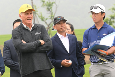 HUYỀN THOẠI "CÁ MẬP TRẮNG" GREG NORMAN KHẢO SÁT SÂN GOLF T&T VĂN LANG EMPIRE CHUẨN BỊ CHO TRẢI NGHIỆM 18 HỐ